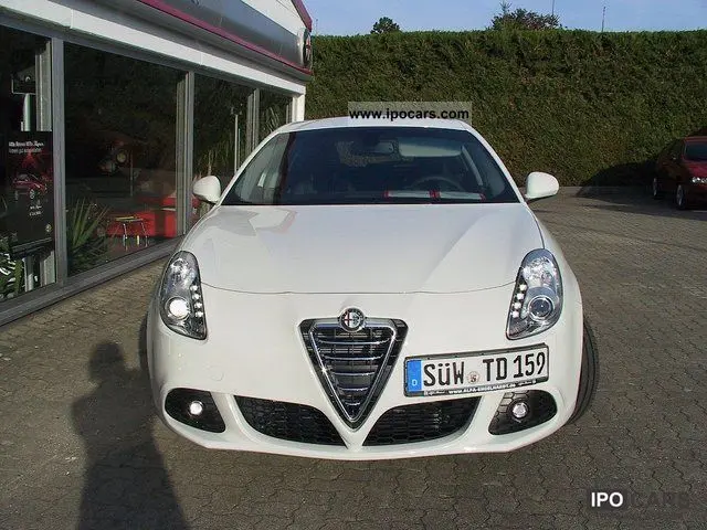 Alfa Romeo Giulietta Giulietta 1.4 TB MultiAir Progression Plus TCT 3