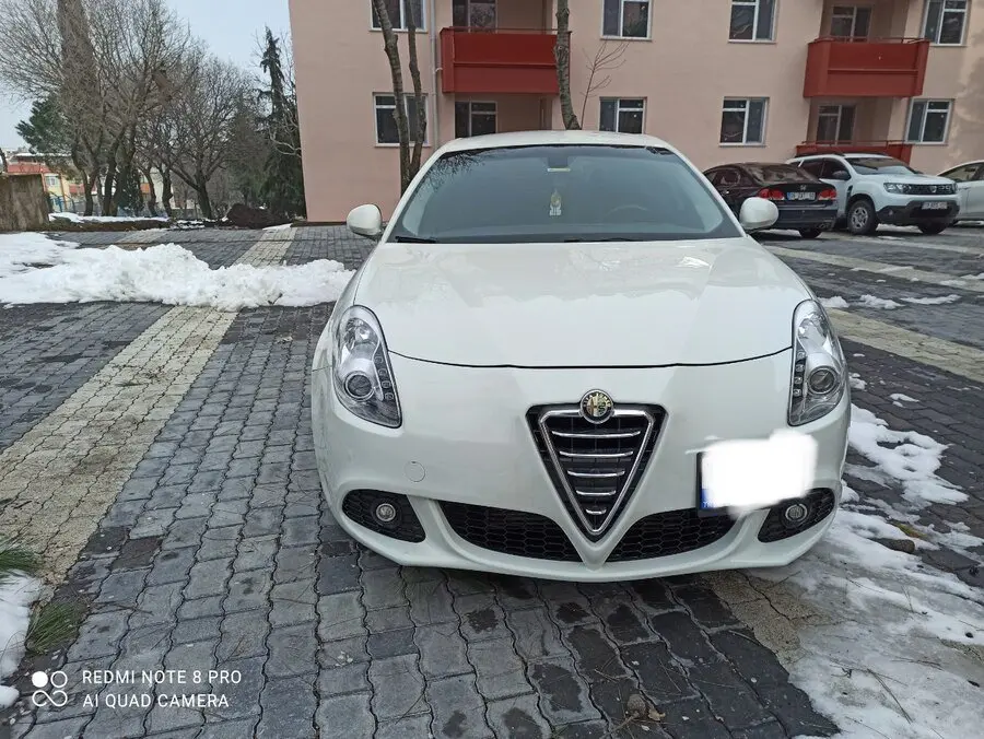 Alfa Romeo Giulietta Giulietta 1.6 JTD Progression Plus 1