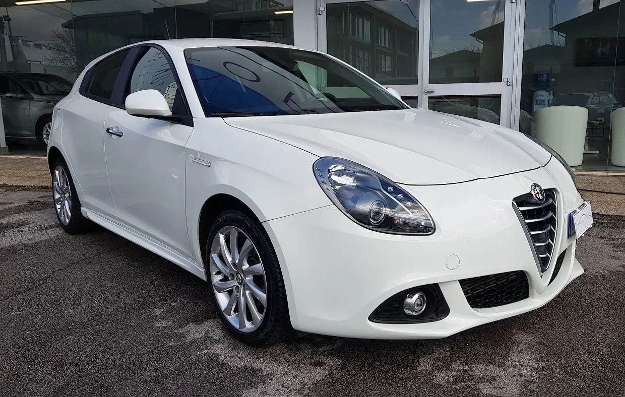 Alfa Romeo Giulietta Giulietta 1.6 JTD Progression Plus 6