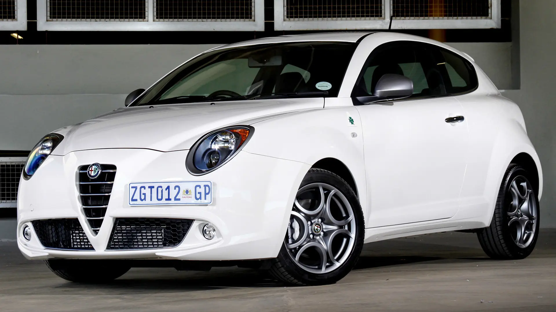 Alfa Romeo MiTo MiTo 1.4 T MultiAir Quadrifoglio Verde 6