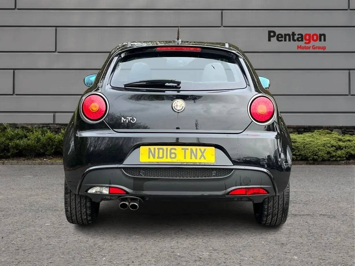 Alfa Romeo MiTo MiTo 1.4 T MultiAir Quadrifoglio Verde TCT 5