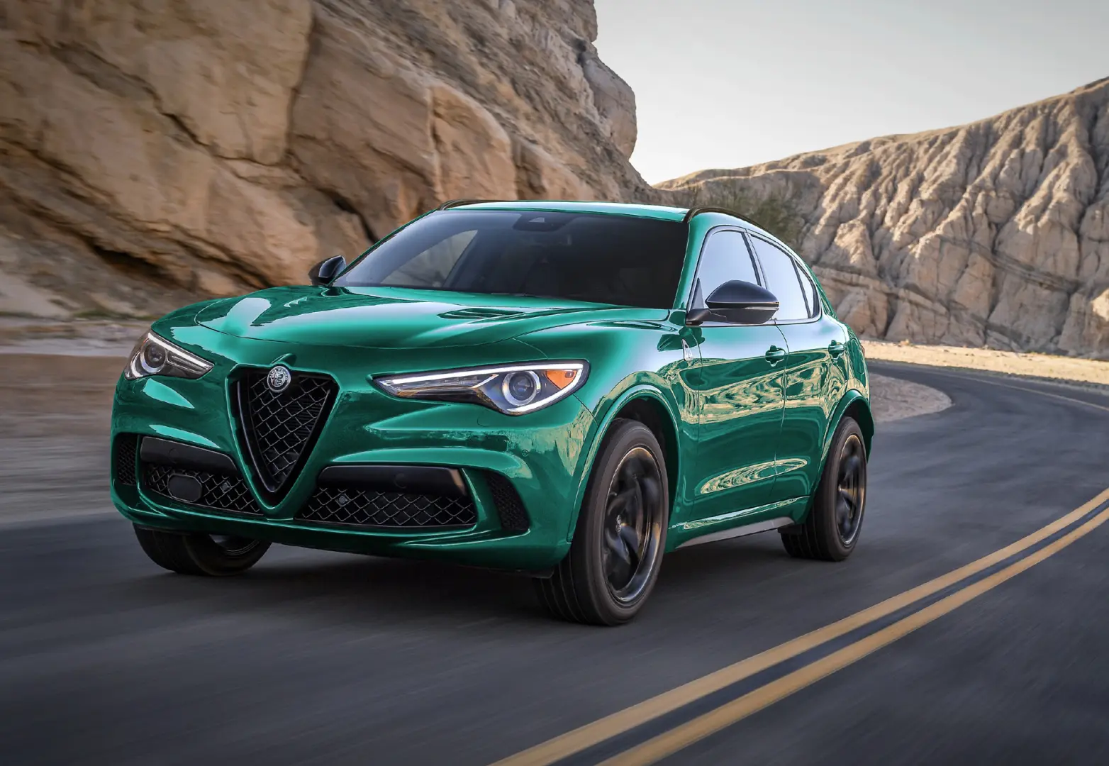 Alfa Romeo Stelvio Stelvio 2.0 AWD Lusso 3