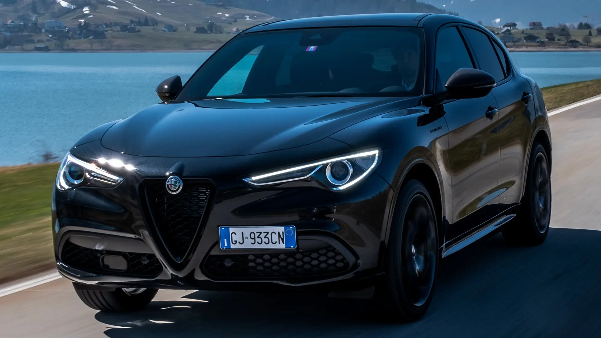 Alfa Romeo Stelvio Stelvio 2.0 Turbo AWD Estrema 1