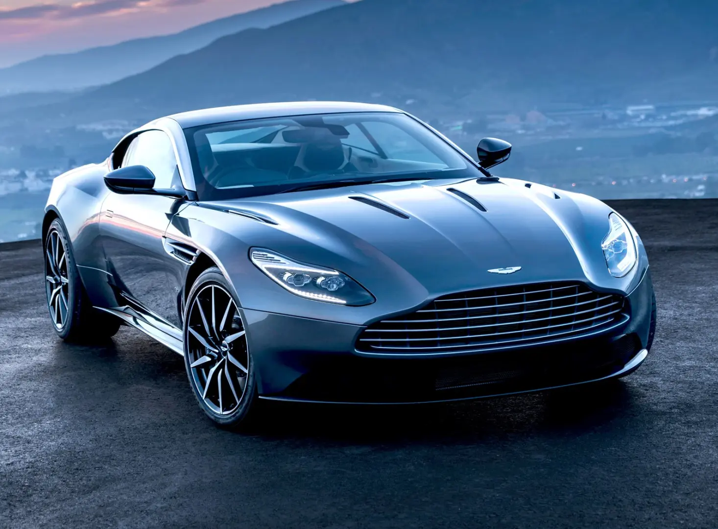 Aston Martin DB11 DB11 5.2 V12 0