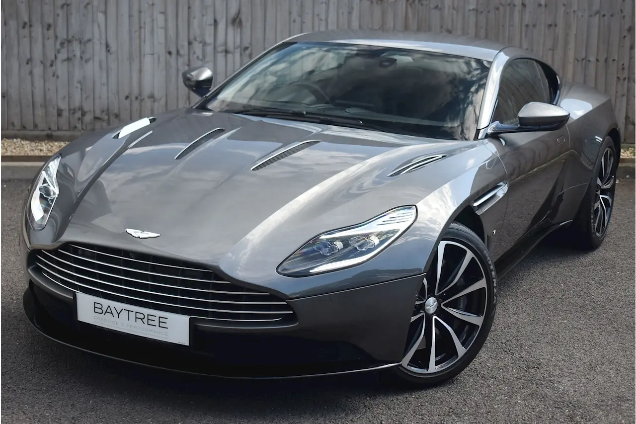Aston Martin DB11 DB11 5.2 V12 2