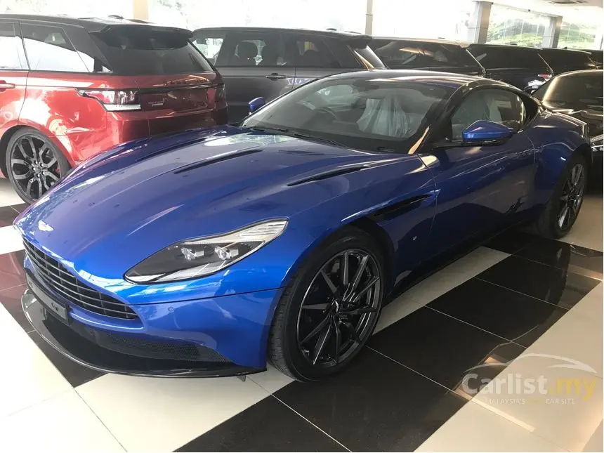 Aston Martin DB11 DB11 5.2 V12 7