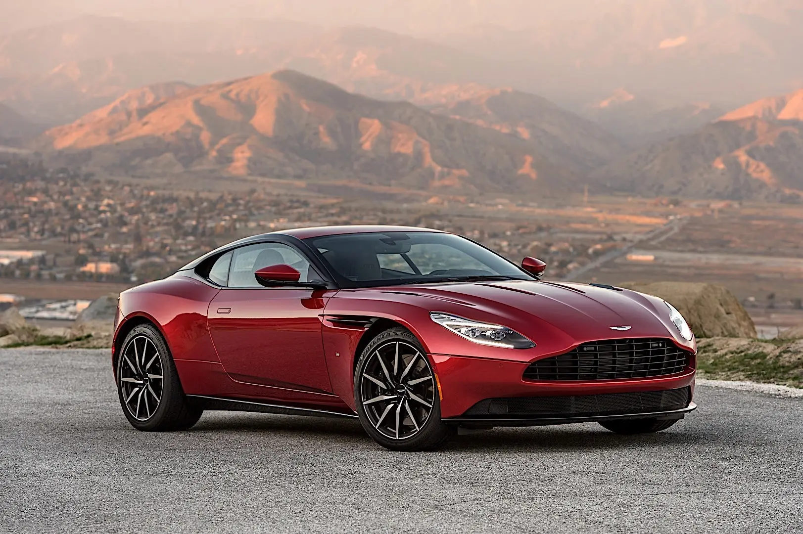 Aston Martin DB11 DB11 5.2 V12 5