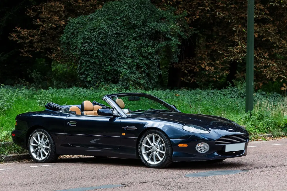 Aston Martin DB7 DB7 Volante Vantage 3