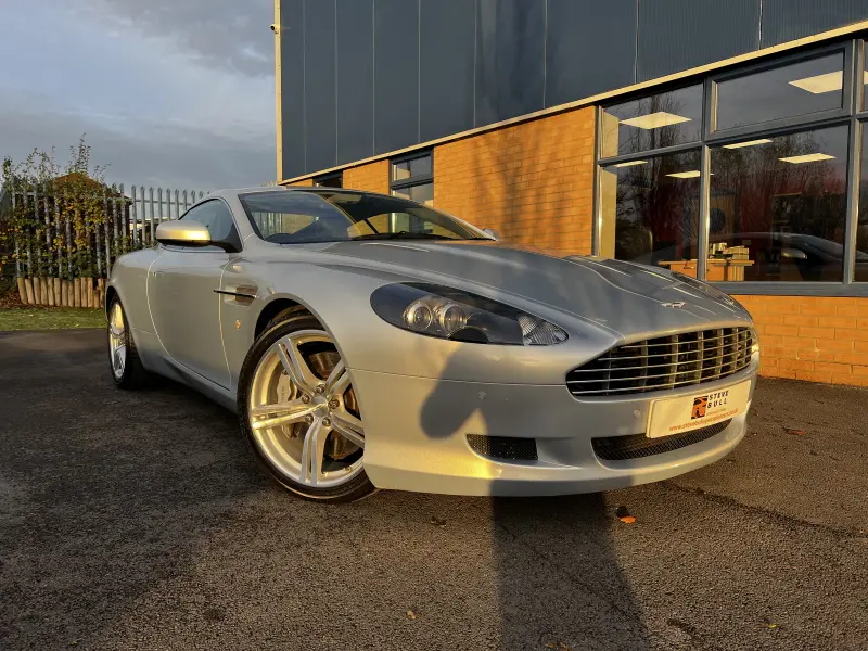 Aston Martin DB9 DB9 6.0 V12 5
