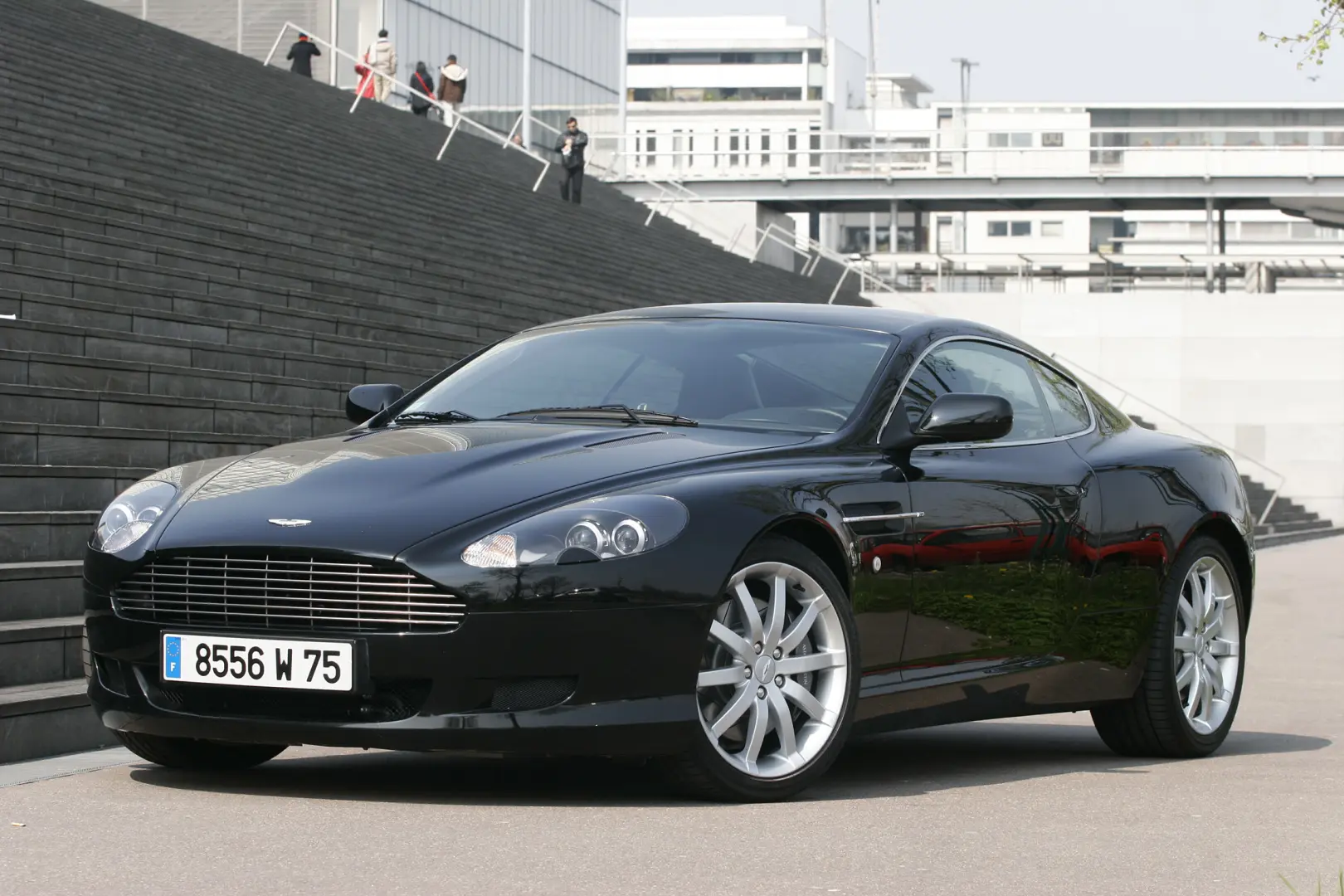 Aston Martin DB9 DB9 6.0 W12 1