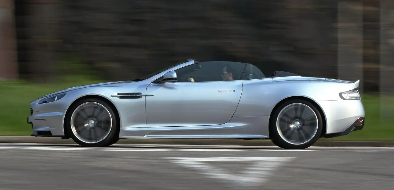Aston Martin DBS DBS Volante 6.0 V12 Touchtronic 5