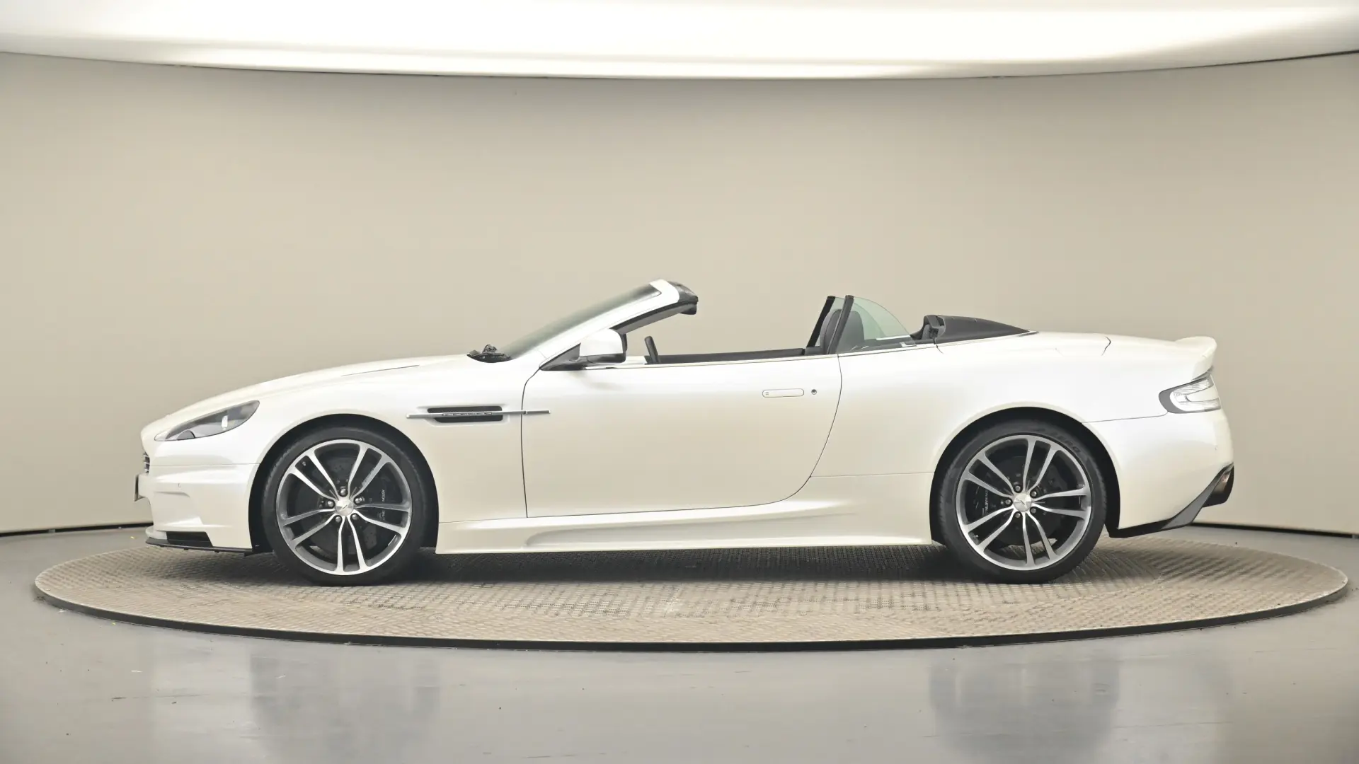 Aston Martin DBS DBS Volante 6.0 V12 Touchtronic 6