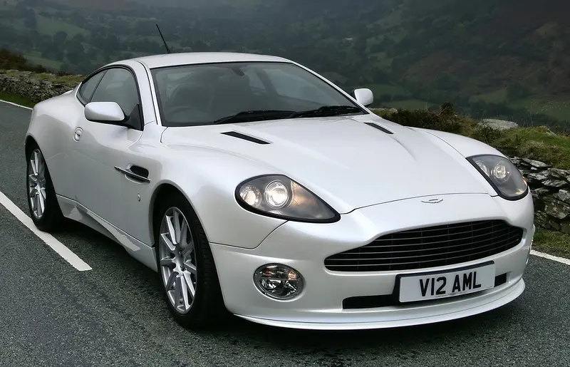 Aston Martin Vanquish Vanquish S 7