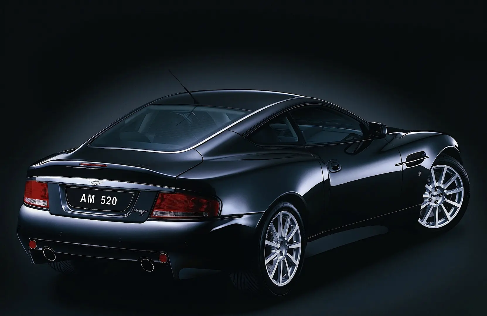 Aston Martin Vanquish Vanquish S 5