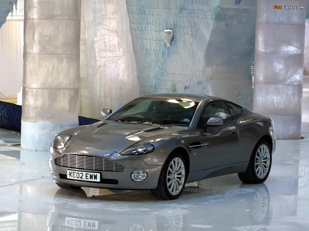 Aston Martin Vanquish Vanquish V12 3