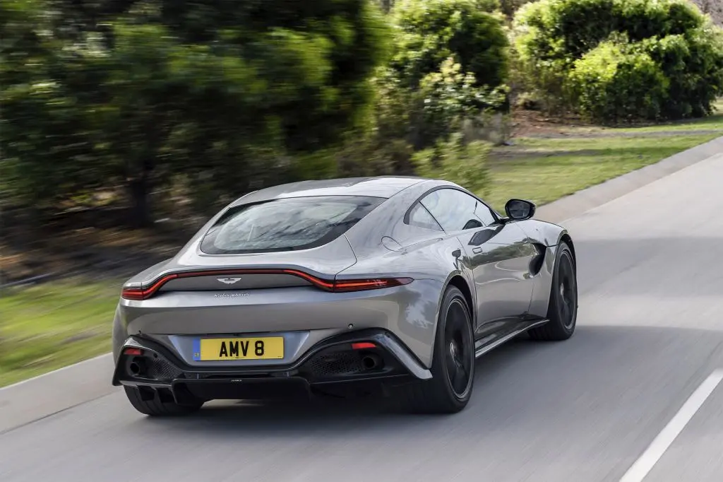 Aston Martin Vantage Vantage 4.0 V8 6
