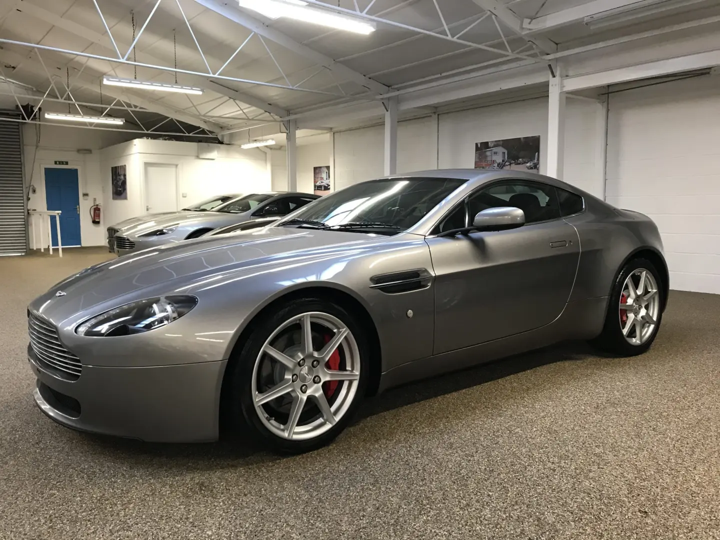 Aston Martin Vantage Vantage 4.3 V8 2