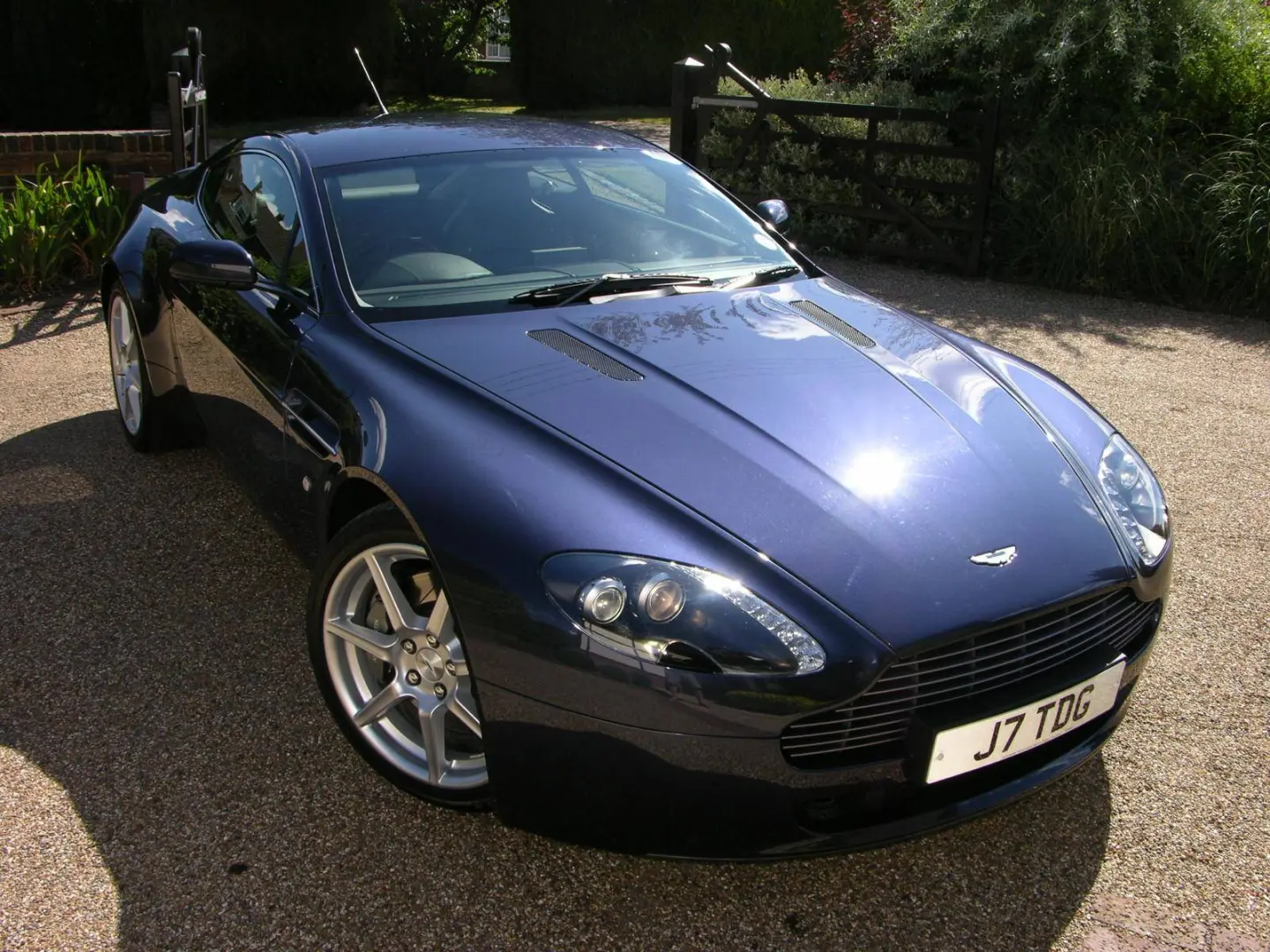 Aston Martin Vantage Vantage 4.3 V8 3