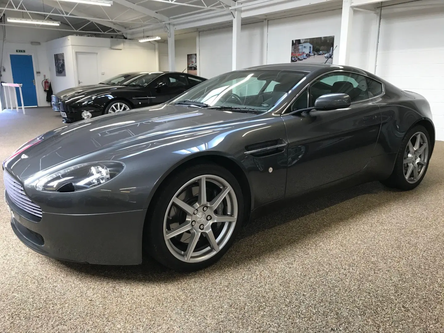 Aston Martin Vantage Vantage 4.3 V8 5
