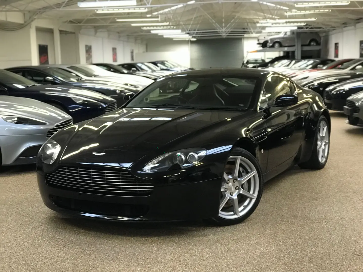 Aston Martin Vantage Vantage 4.3 V8 7