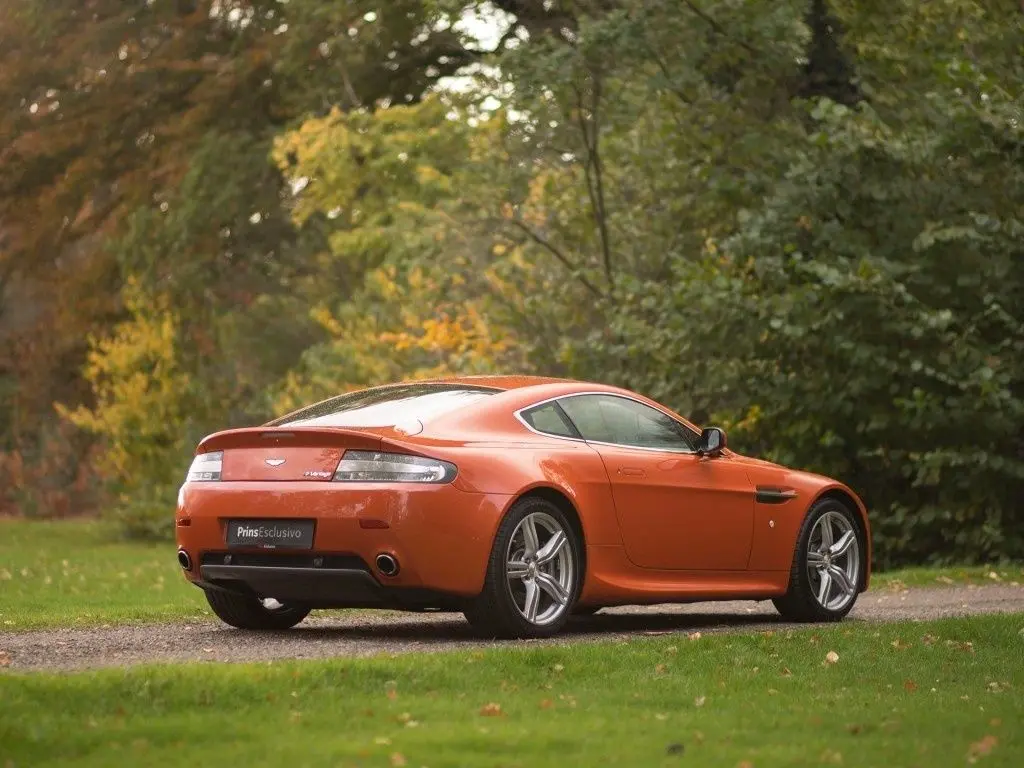 Aston Martin Vantage Vantage 4.3 V8 N400 1