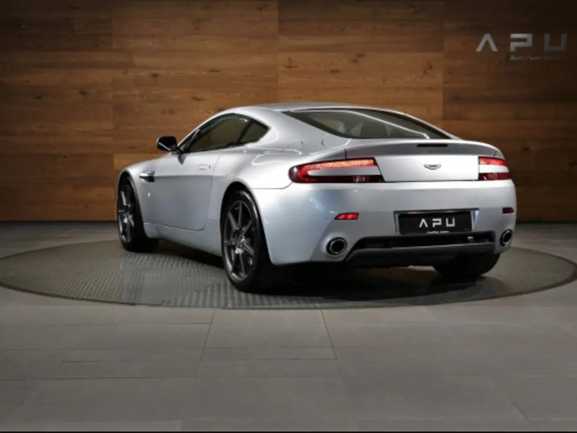 Aston Martin Vantage Vantage 4.3 V8 Sportshift 7