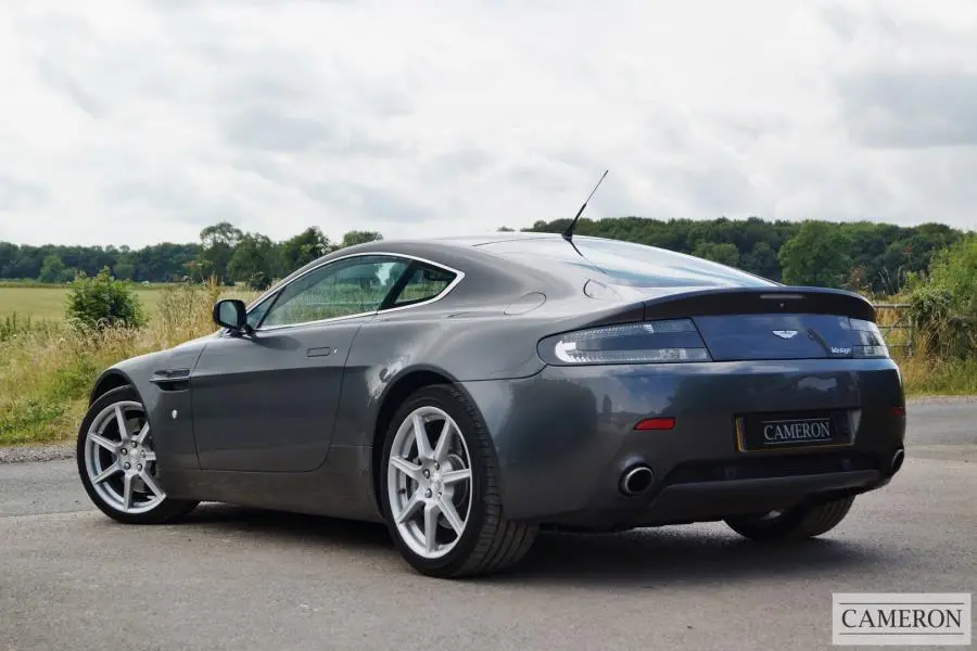 Aston Martin Vantage Vantage 4.3 V8 Sportshift 6