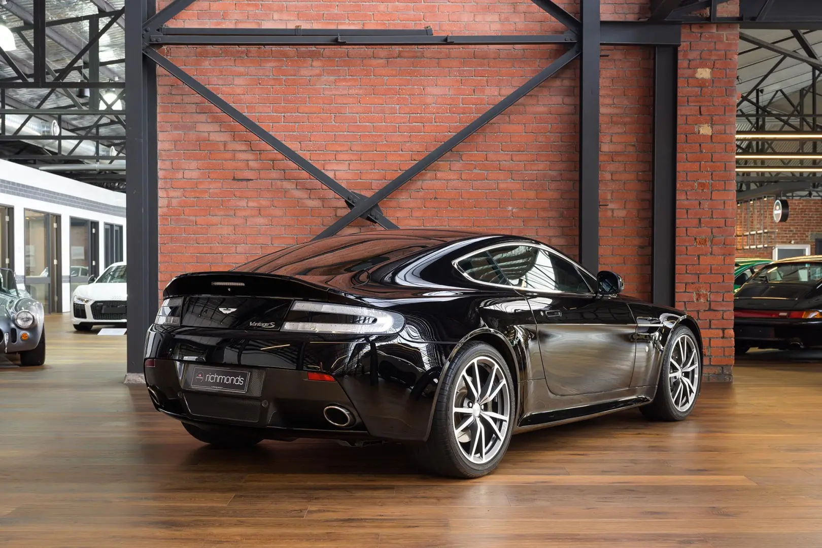 Aston Martin Vantage Vantage 4.7 V8 S 1