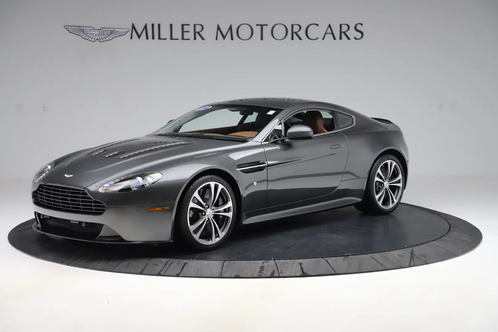 Aston Martin Vantage Vantage 6.0 V12 0