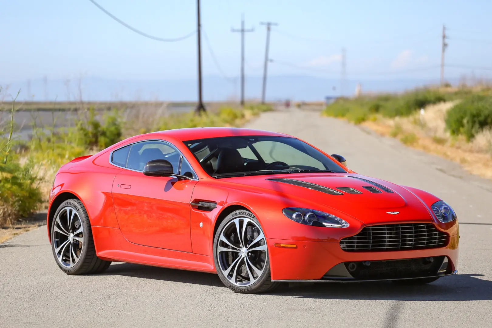 Aston Martin Vantage Vantage 6.0 V12 2