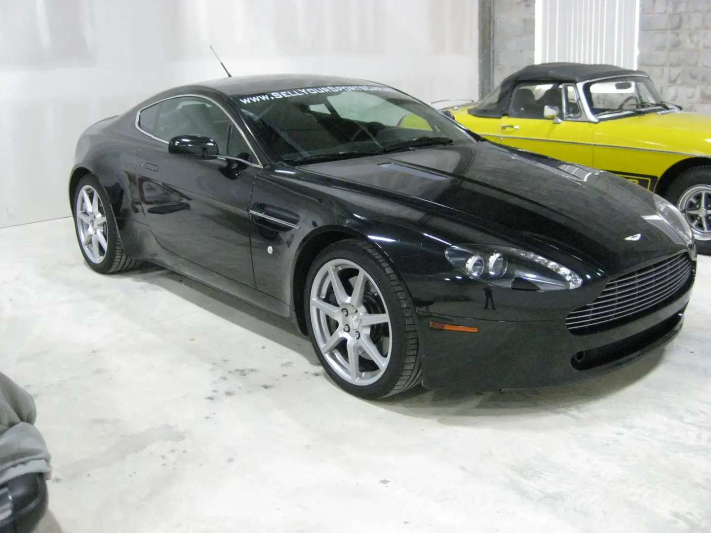 Aston Martin Vantage Vantage Roadster 4.3 V8 N400 6