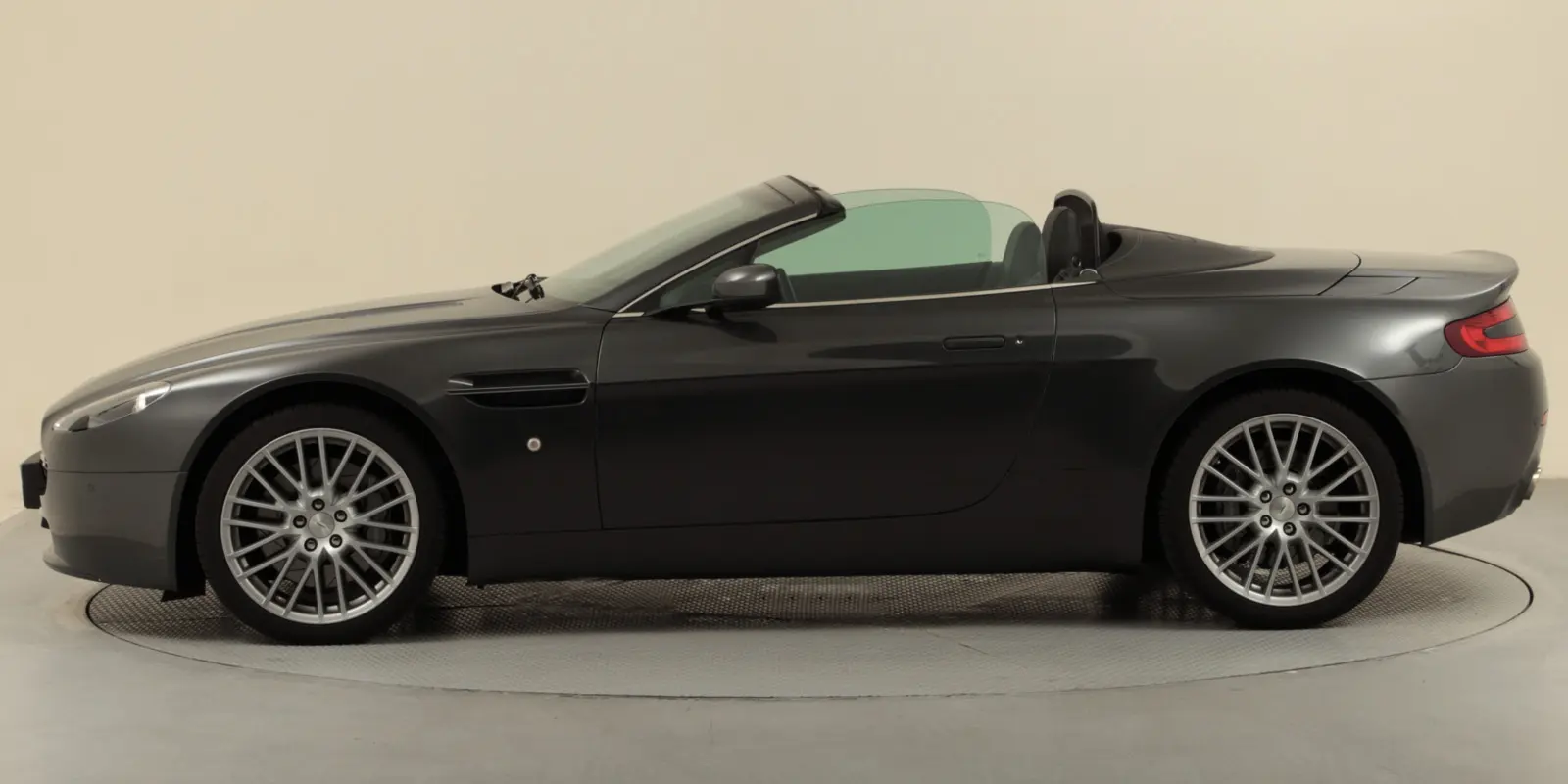 Aston Martin Vantage Vantage Roadster 4.7 V8 Sportshift 4