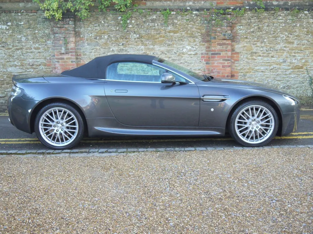 Aston Martin Vantage Vantage Roadster 4.7 V8 Sportshift 5