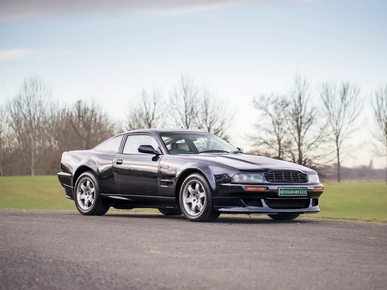 Aston Martin Vantage Vantage Vantage 7