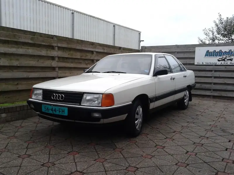 Audi  100 1.8 1