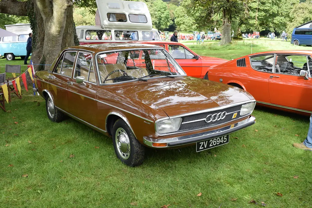 Audi  100 1.8 CD 4