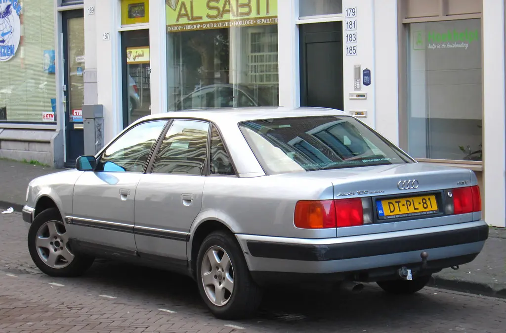 Audi  100 2.0 16V 6