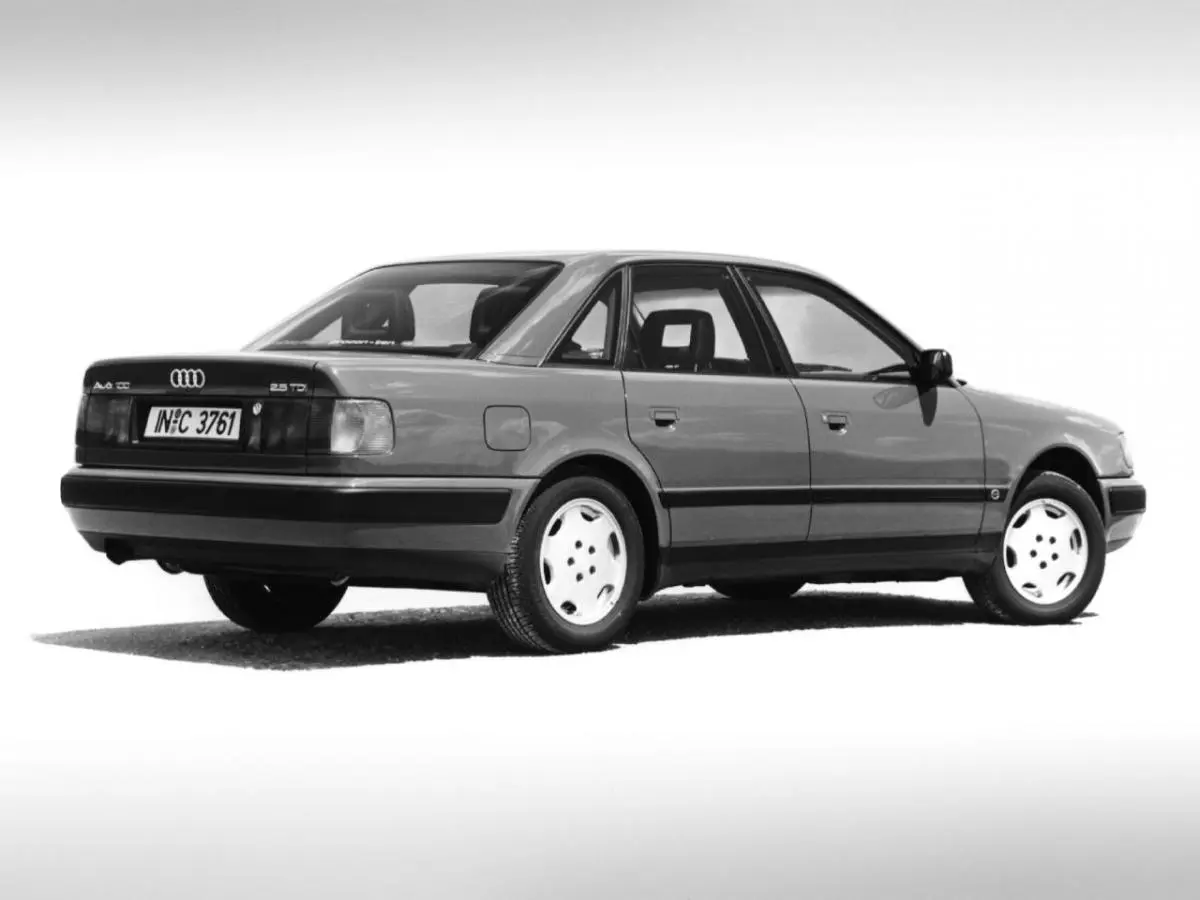 Audi  100 2.0 16V 7