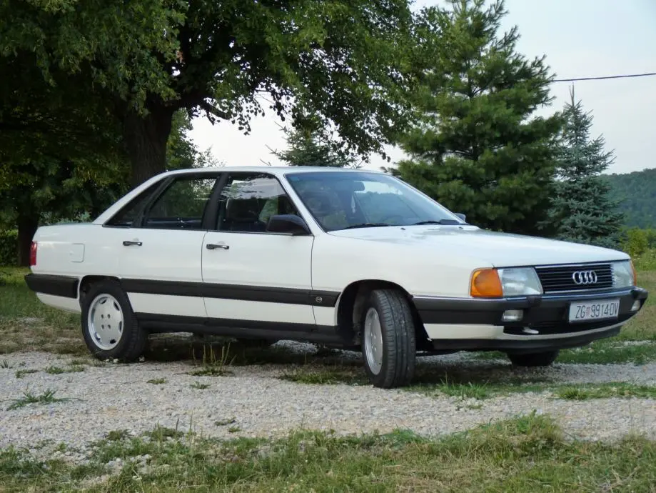 Audi  100 2.0 CD 6