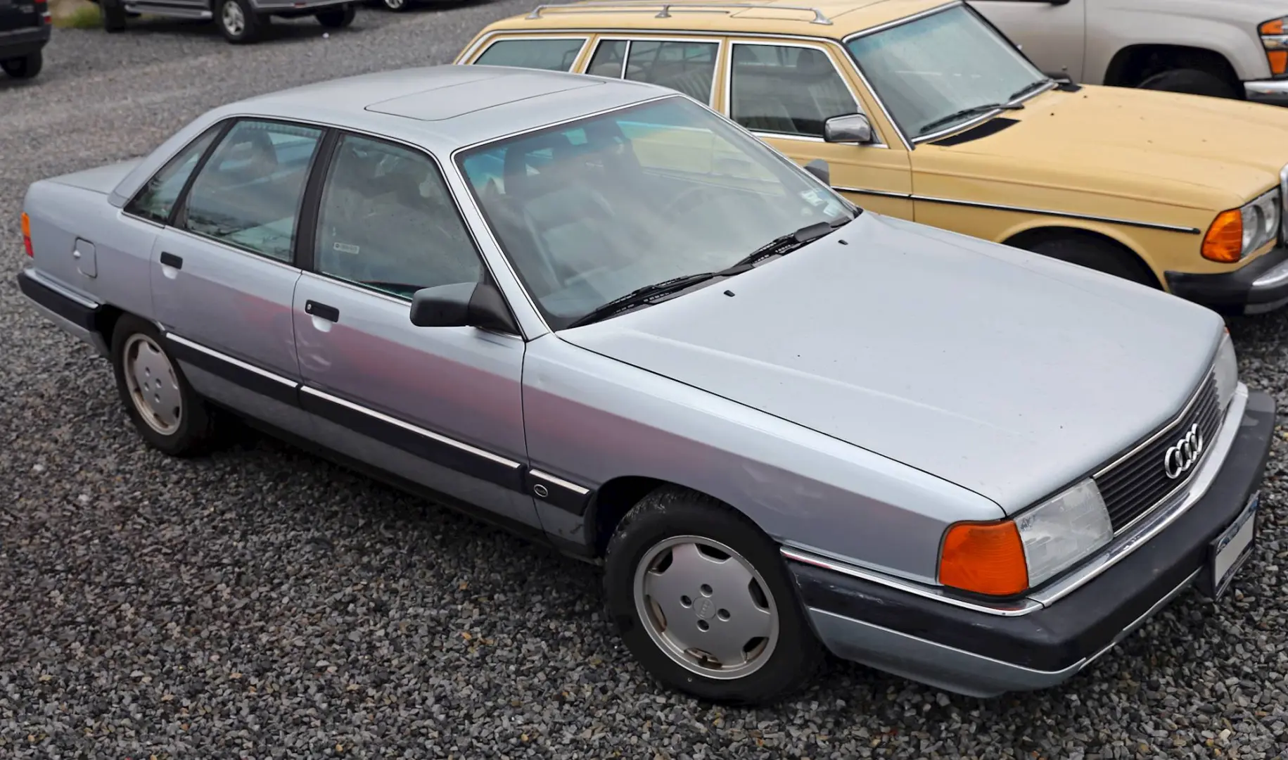 Audi  100 2.8 Quattro 4