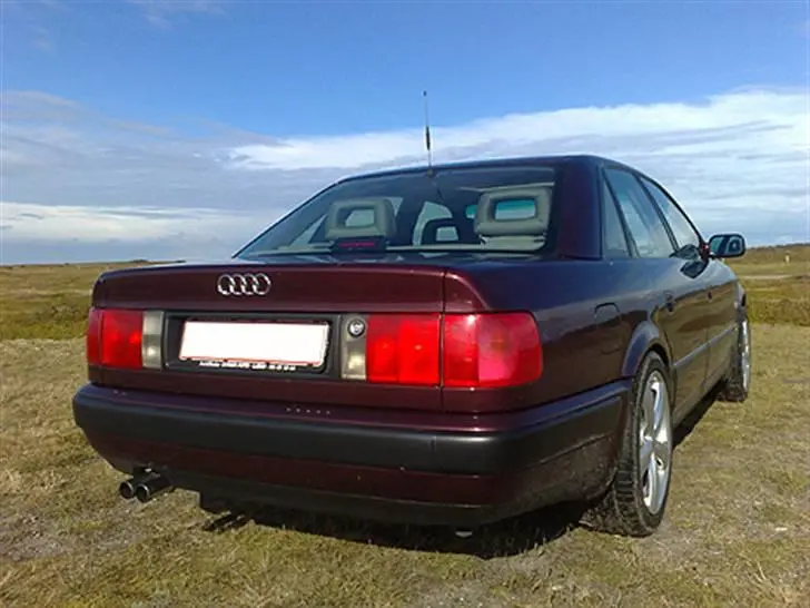 Audi  100 2.8 Quattro 2