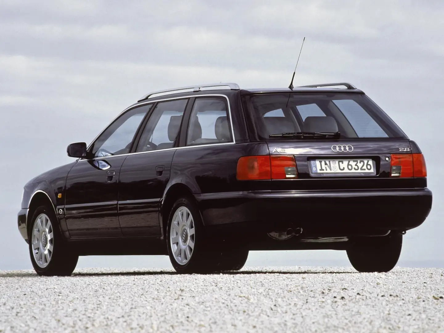 Audi  100 Avant 2.0 5