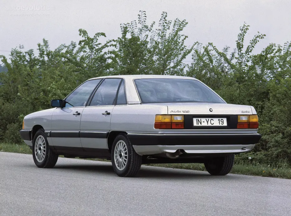 Audi  100 1.8 CD 1