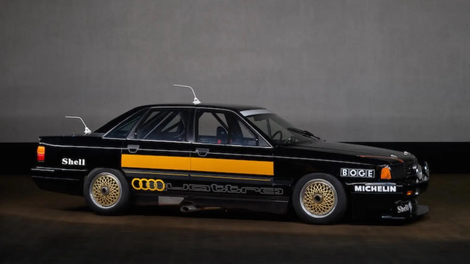 Audi  200 2.1 T 6