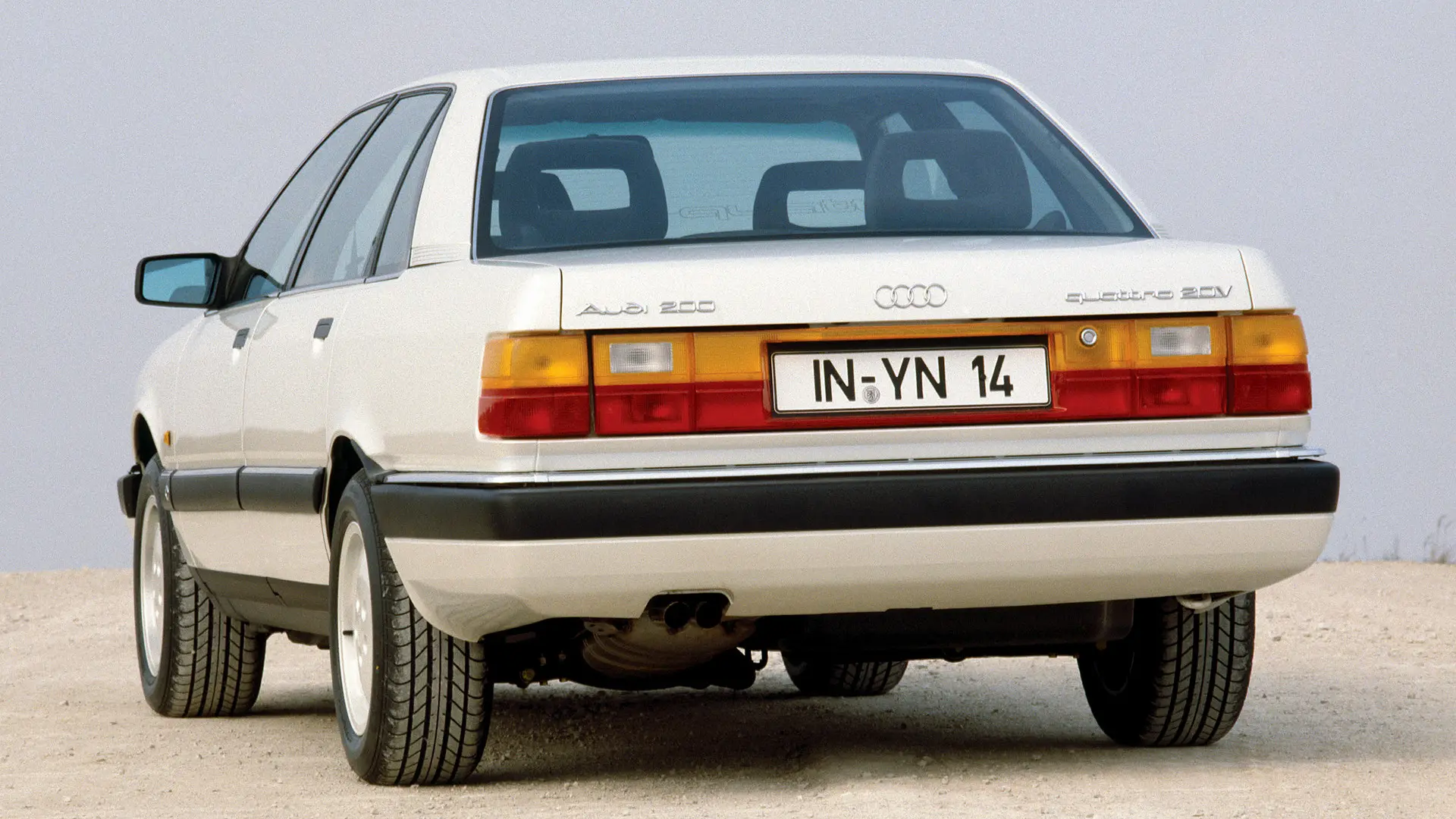 Audi  200 2.2 20V Quattro 6