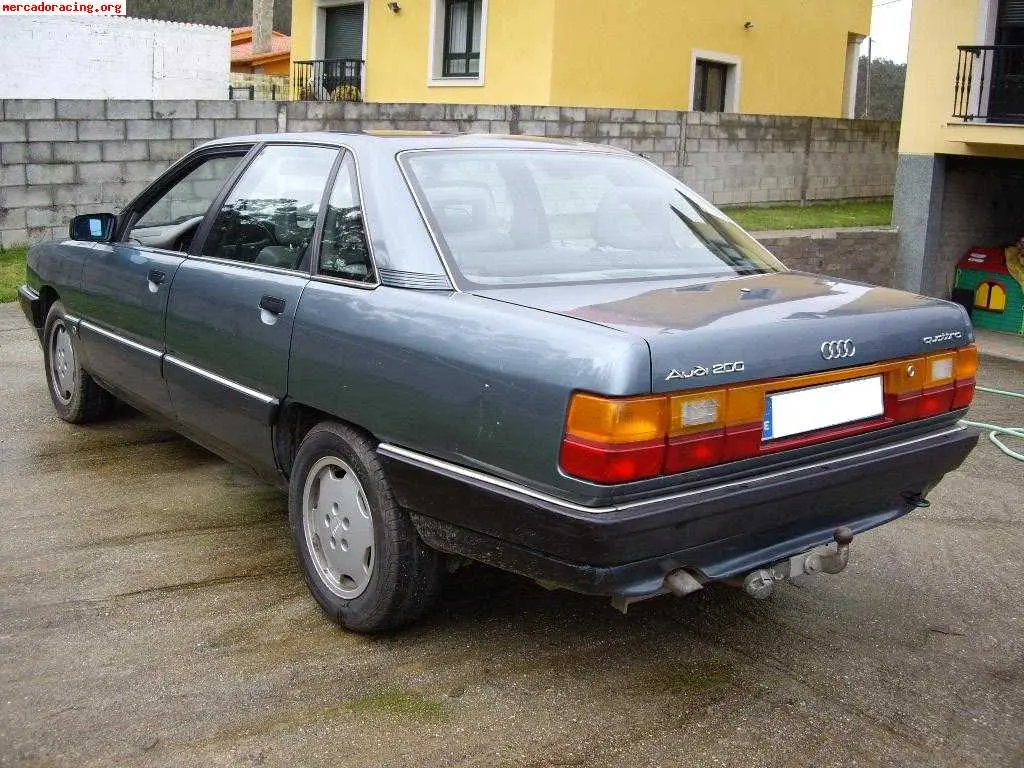 Audi  200 2.2 Quattro 6