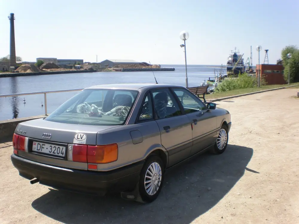 Audi  80 1.6 D 5