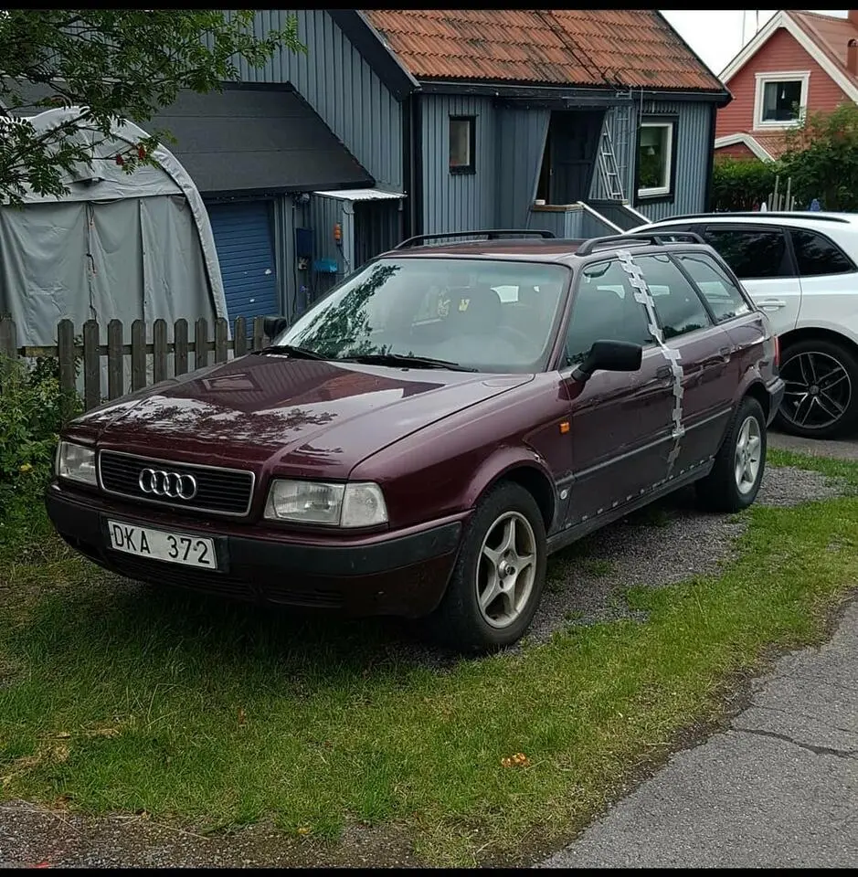 Audi  80 1.9 TDI 3