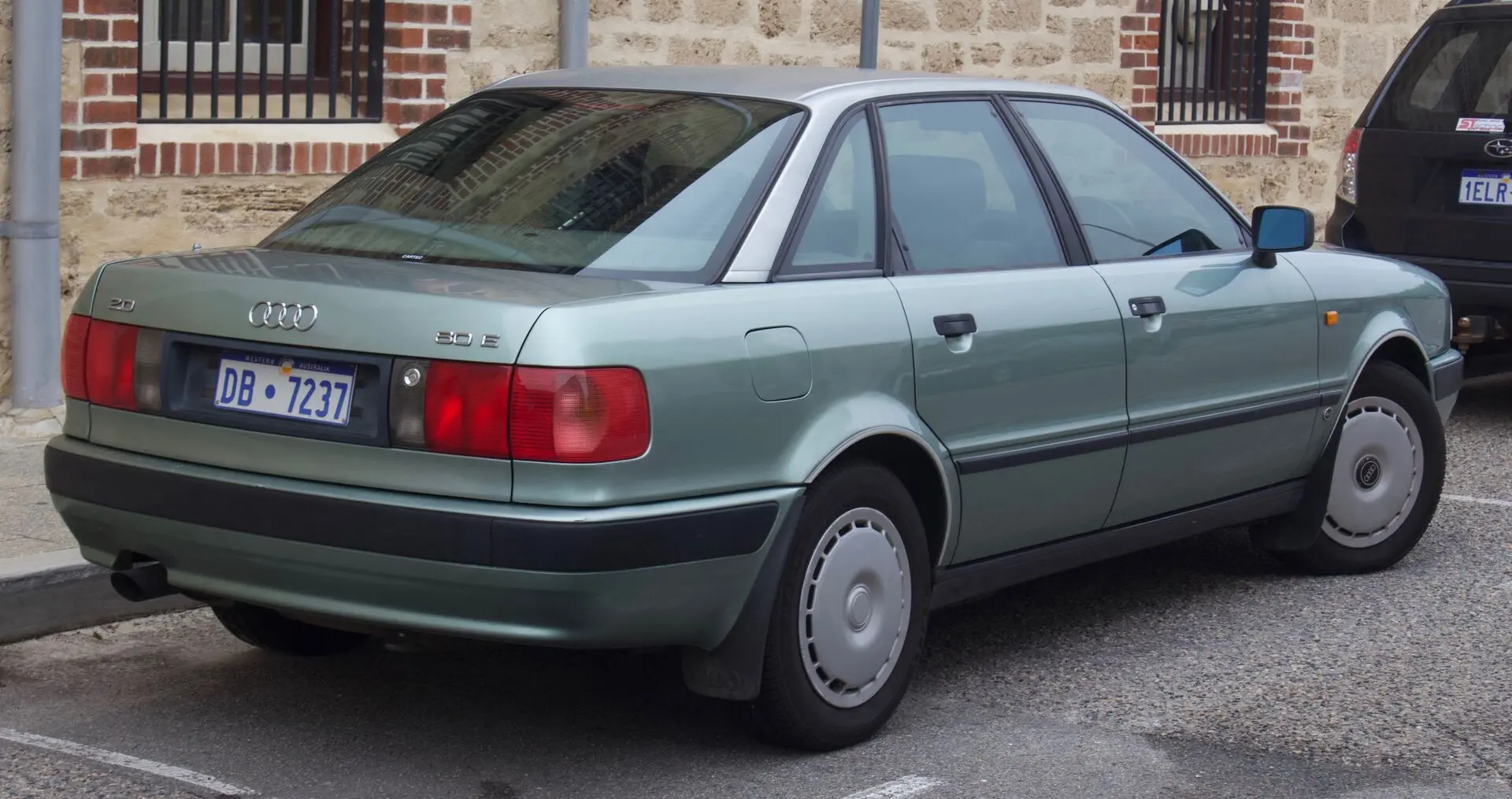 Audi  80 2.2 S2 4