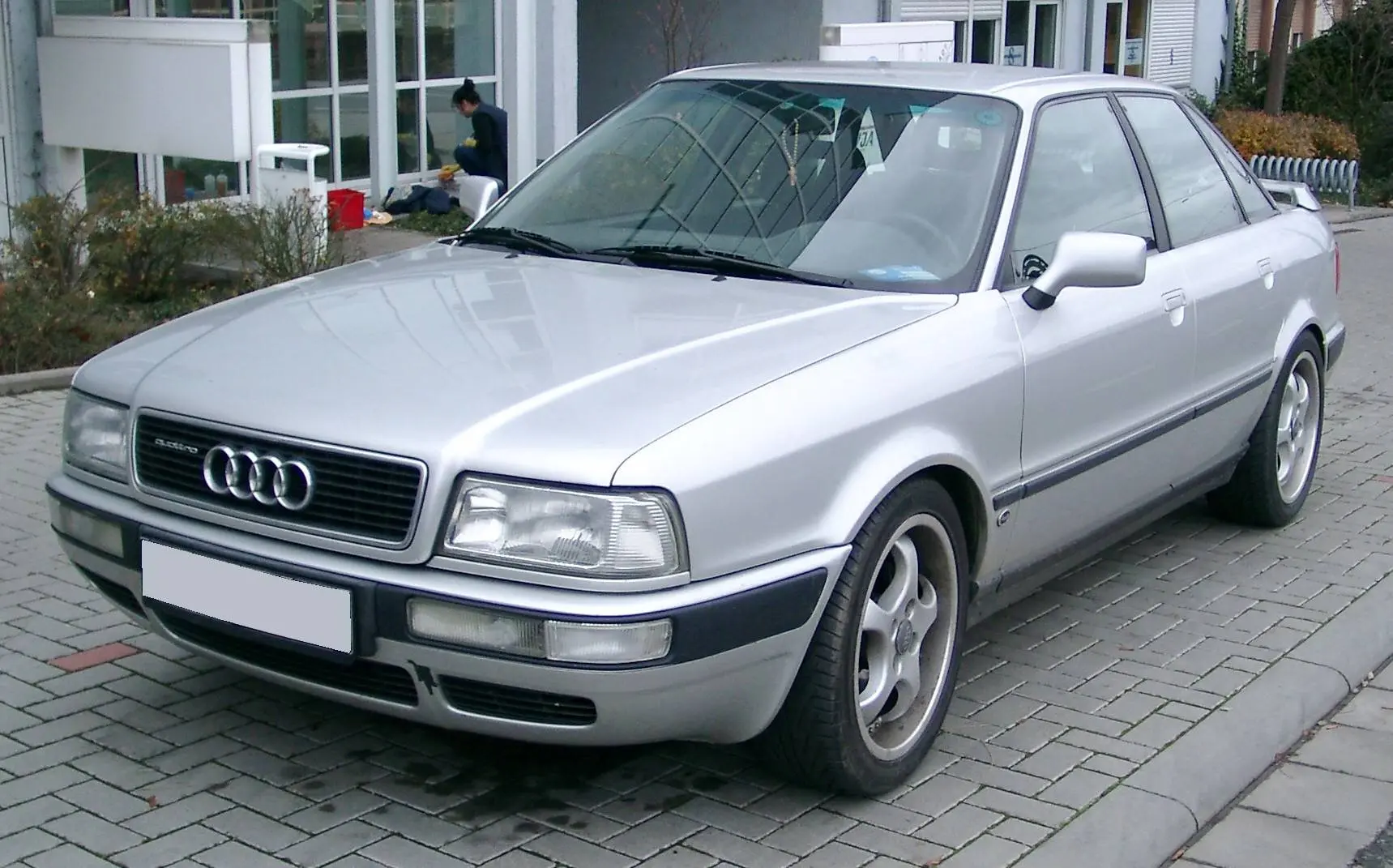 Audi  80 2.8 V6 4